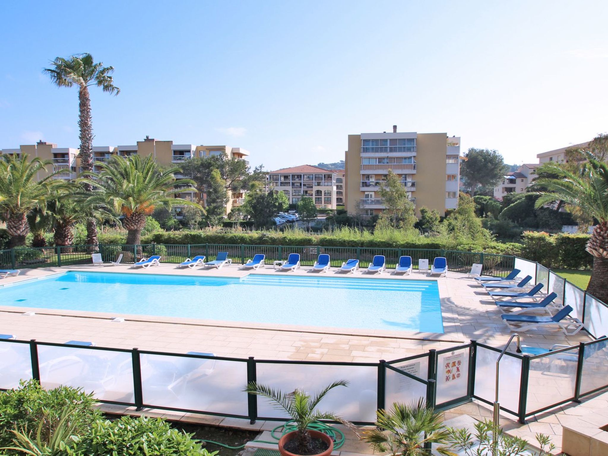 Photo of Appt 5 Pers - Piscine Résidence - Climatisation