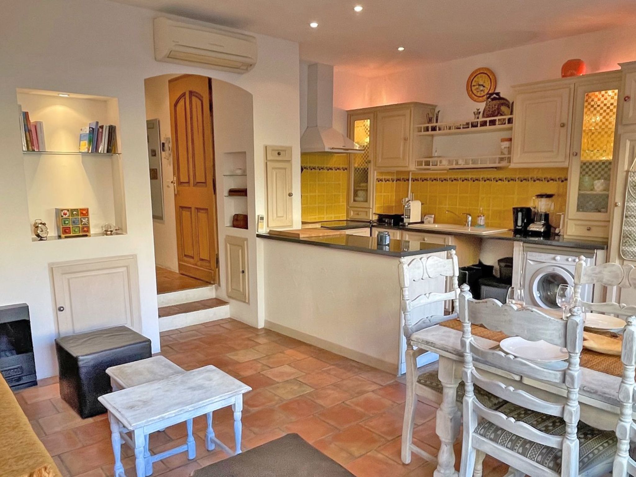 Photo of Apt 4 Pers - Climatisation - Wifi - Centre ville