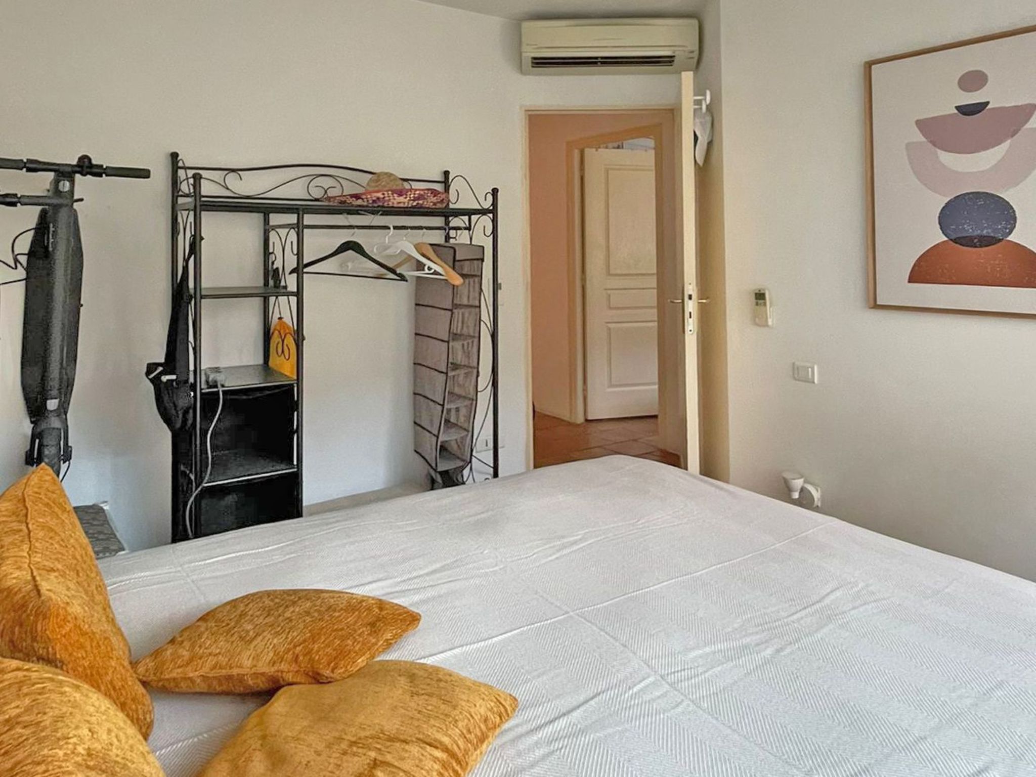 Photo of Apt 4 Pers - Climatisation - Wifi - Centre ville