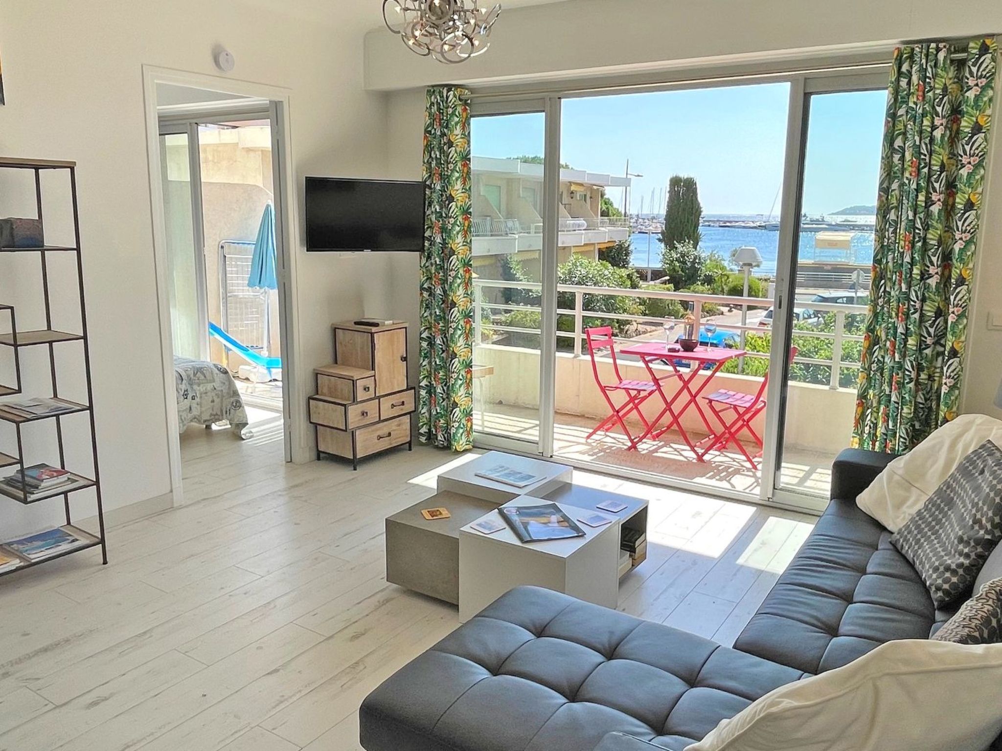 Appt T2 - Centre ville et plage - Vue Mer - Clim Apartment in Sainte Maxime