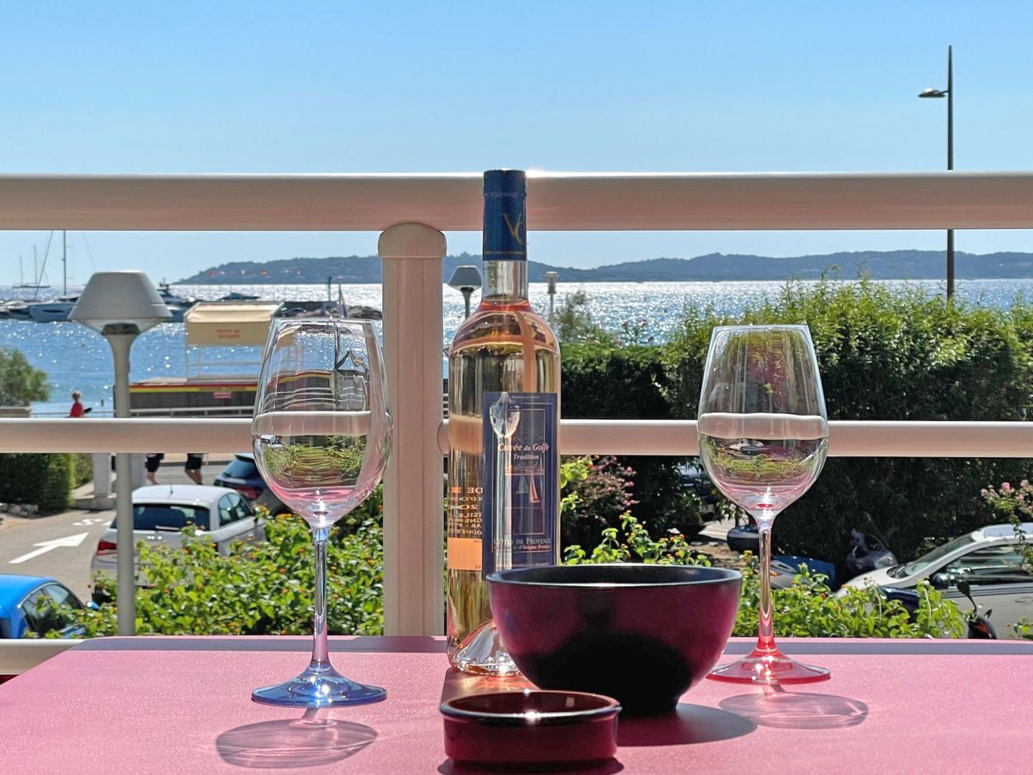 Photo of Appt T2 - Centre ville et plage - Vue Mer - Clim