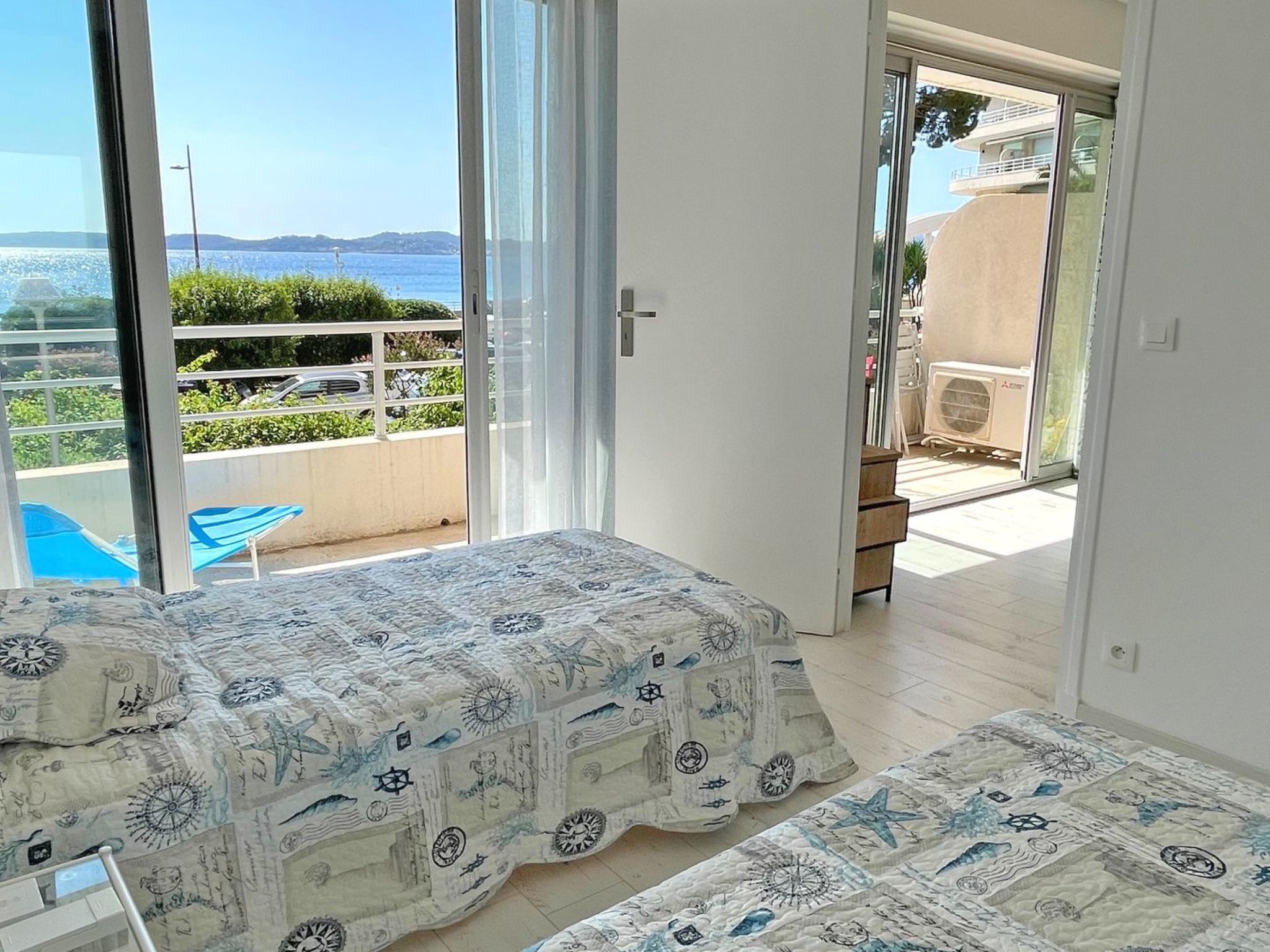 Photo of Appt T2 - Centre ville et plage - Vue Mer - Clim