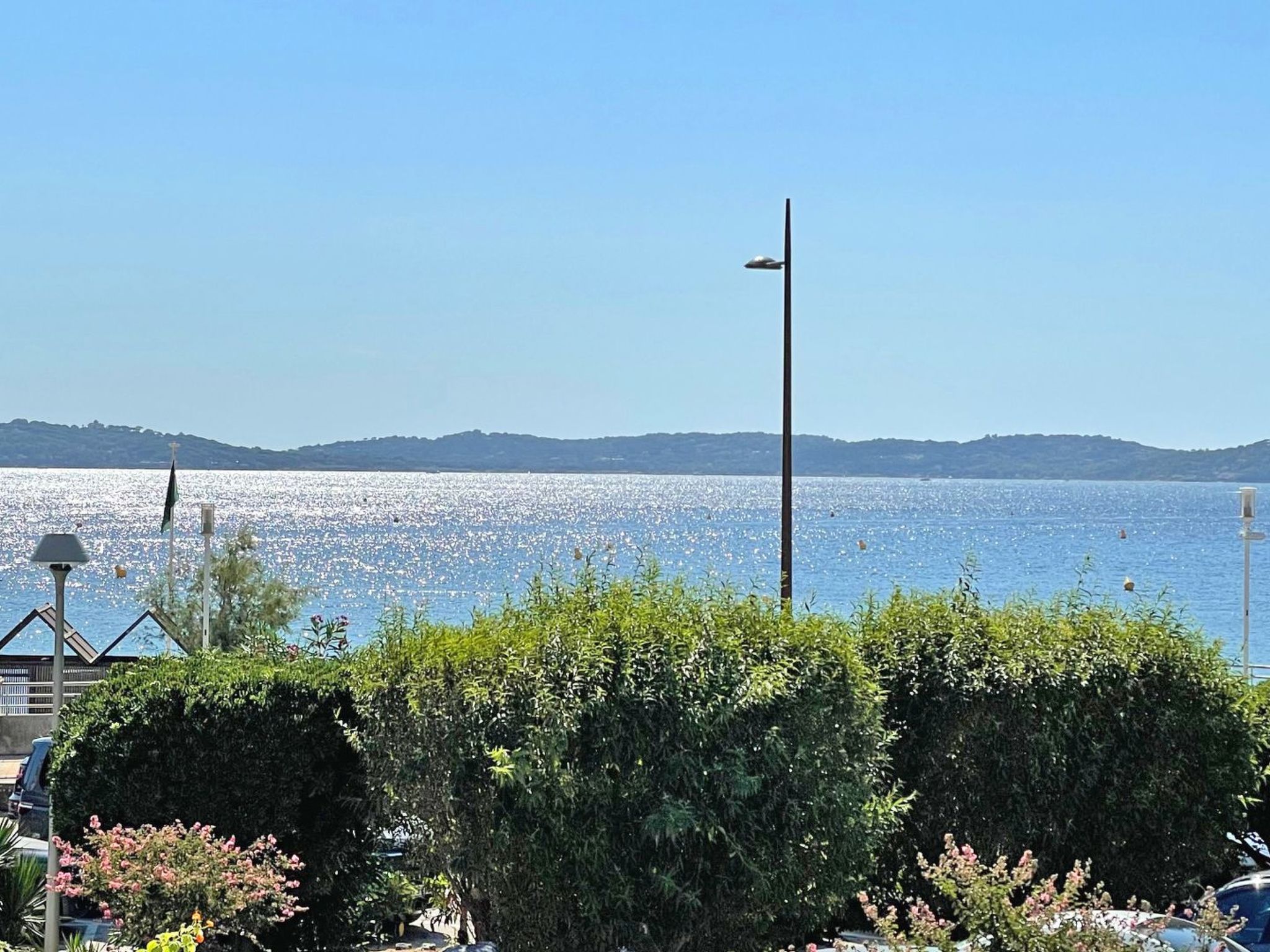 Photo of Appt T2 - Centre ville et plage - Vue Mer - Clim