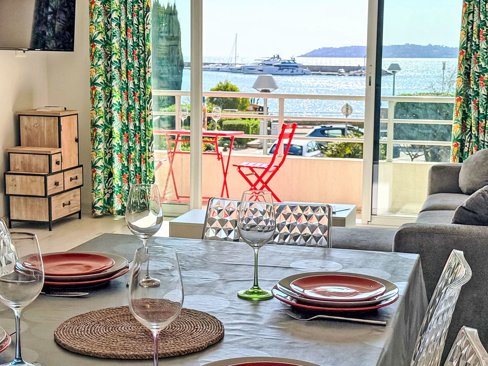 Photo of Appt T2 - Centre ville et plage - Vue Mer - Clim