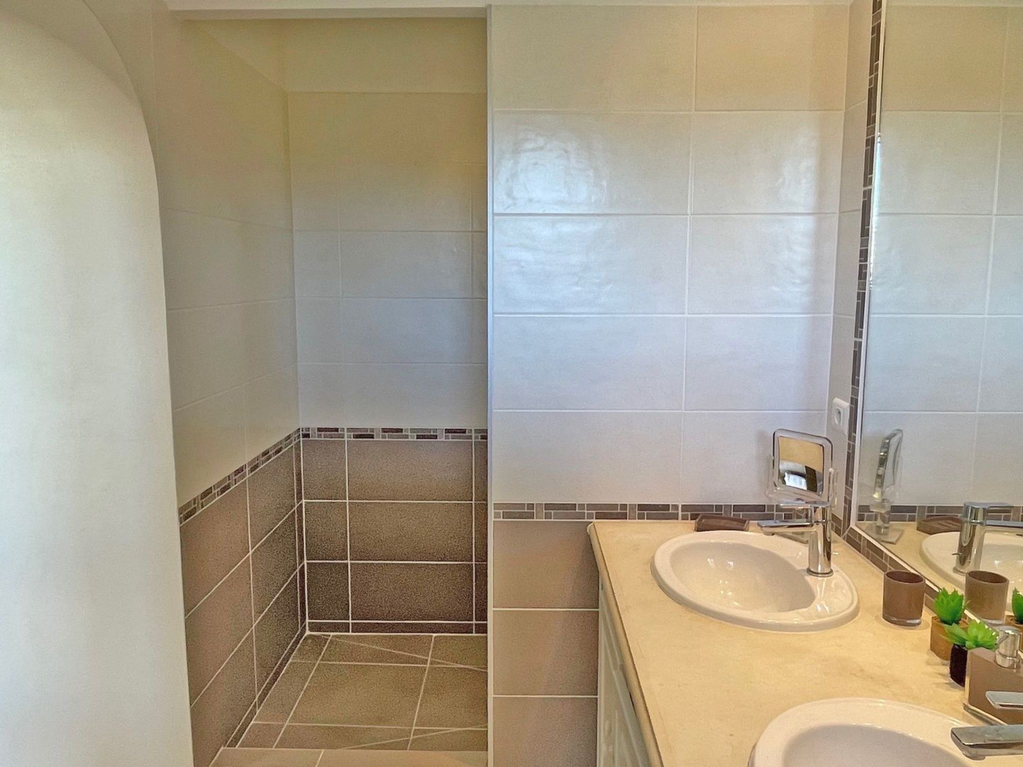 Photo of Villa Clair de Lune - Piscine privée - Jacuzzi