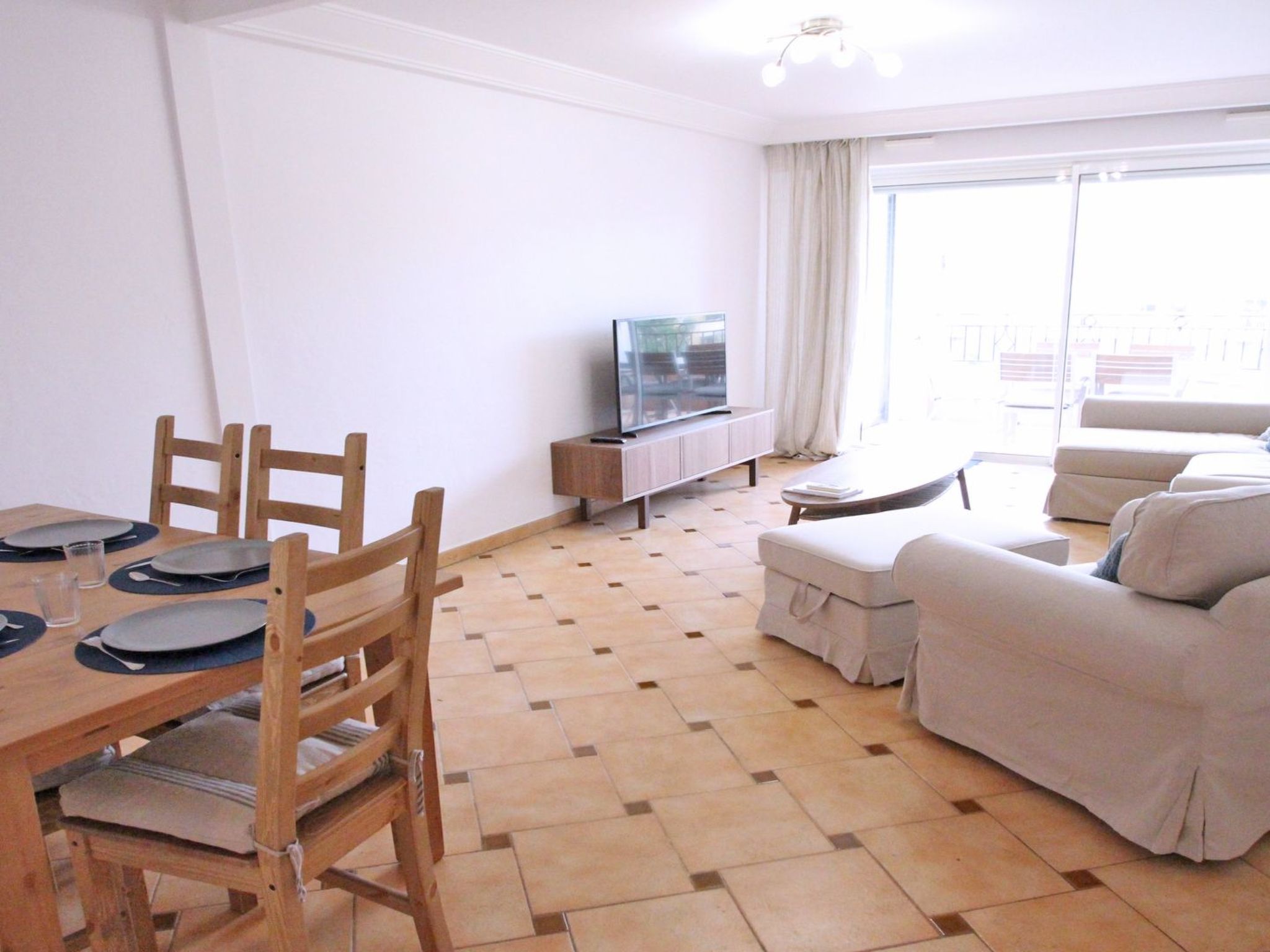 Photo of Appt T3 - 4 pers - Climatisation - Piscine