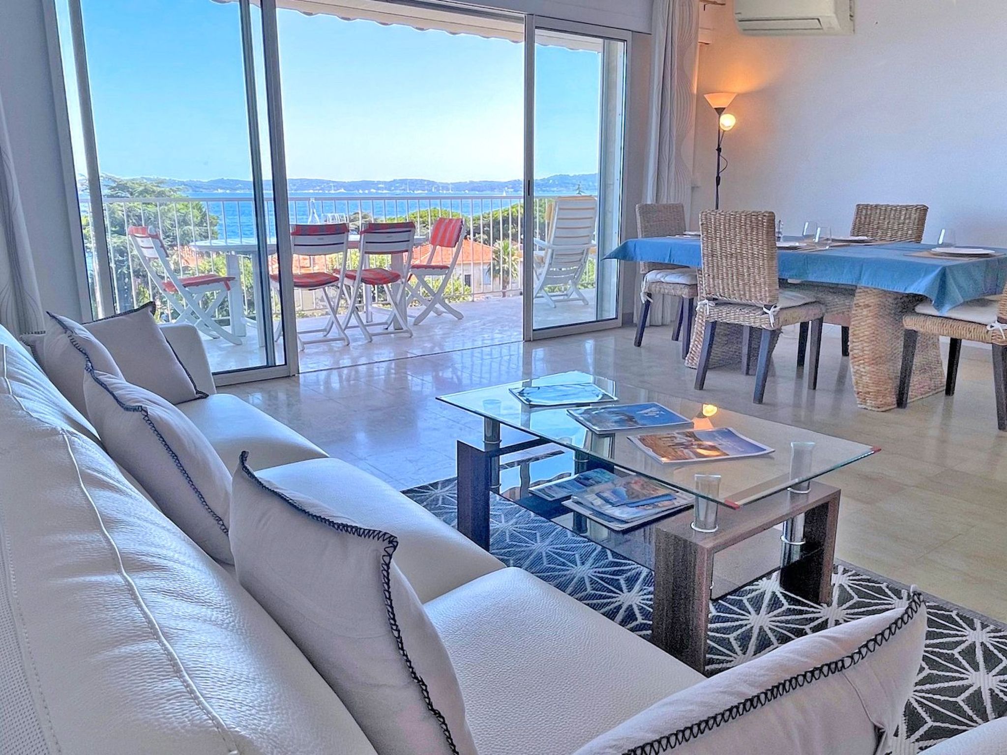 Appartement T3 - 4 pers - Meerblick - Klimaanlage-Inside