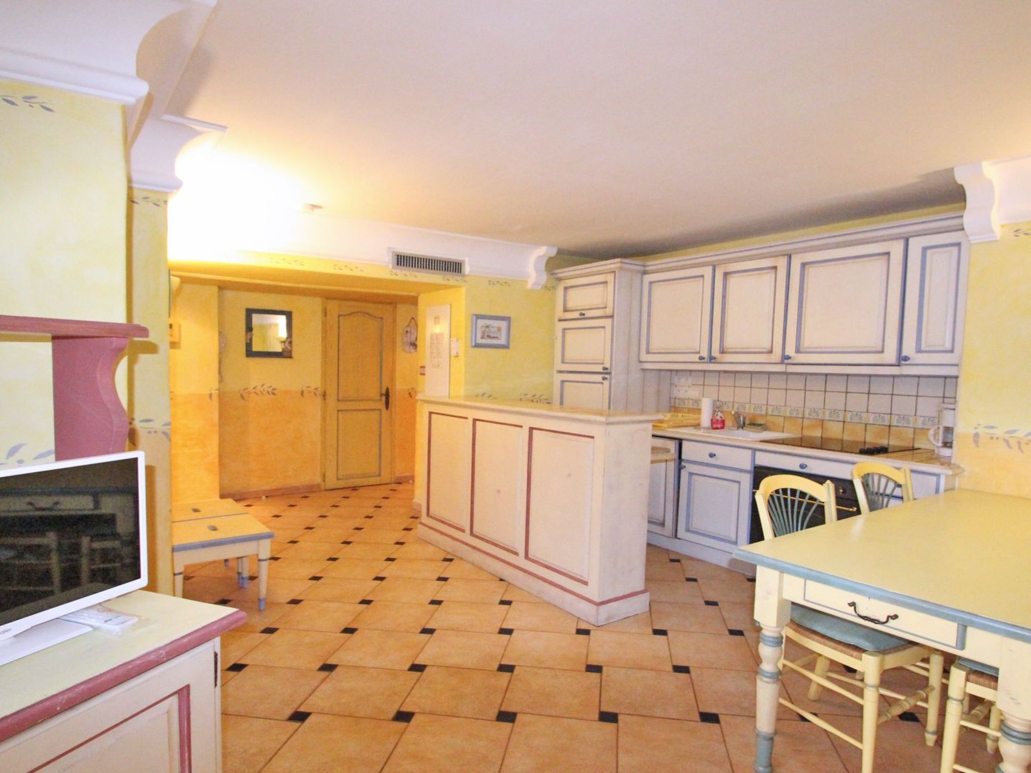 Photo of Appt T3 - 4 Pers - Climatisation - Ste Maximz