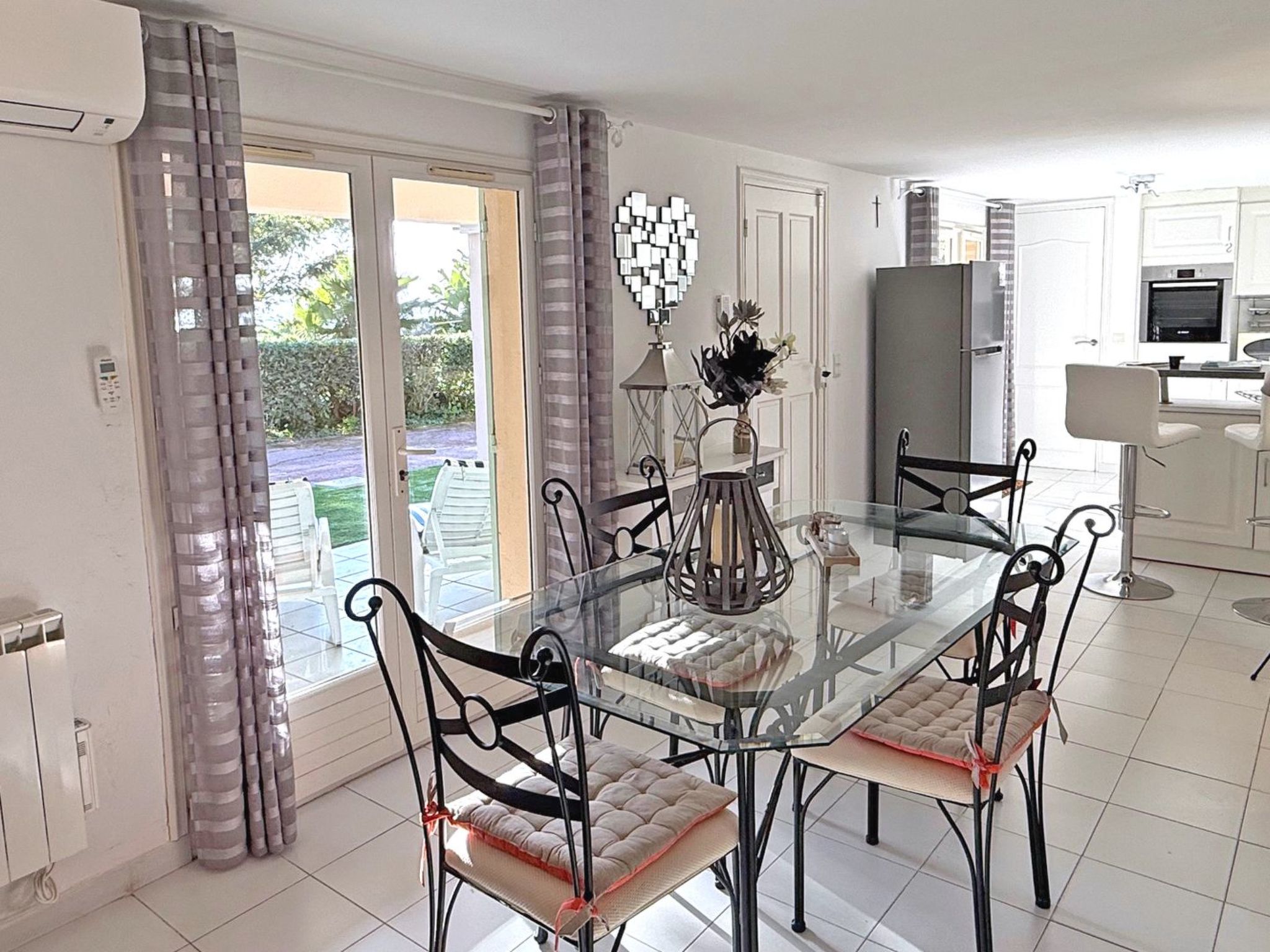 Photo of Appt - 2/4pers - Vue Mer - Clim - Ste Maxime