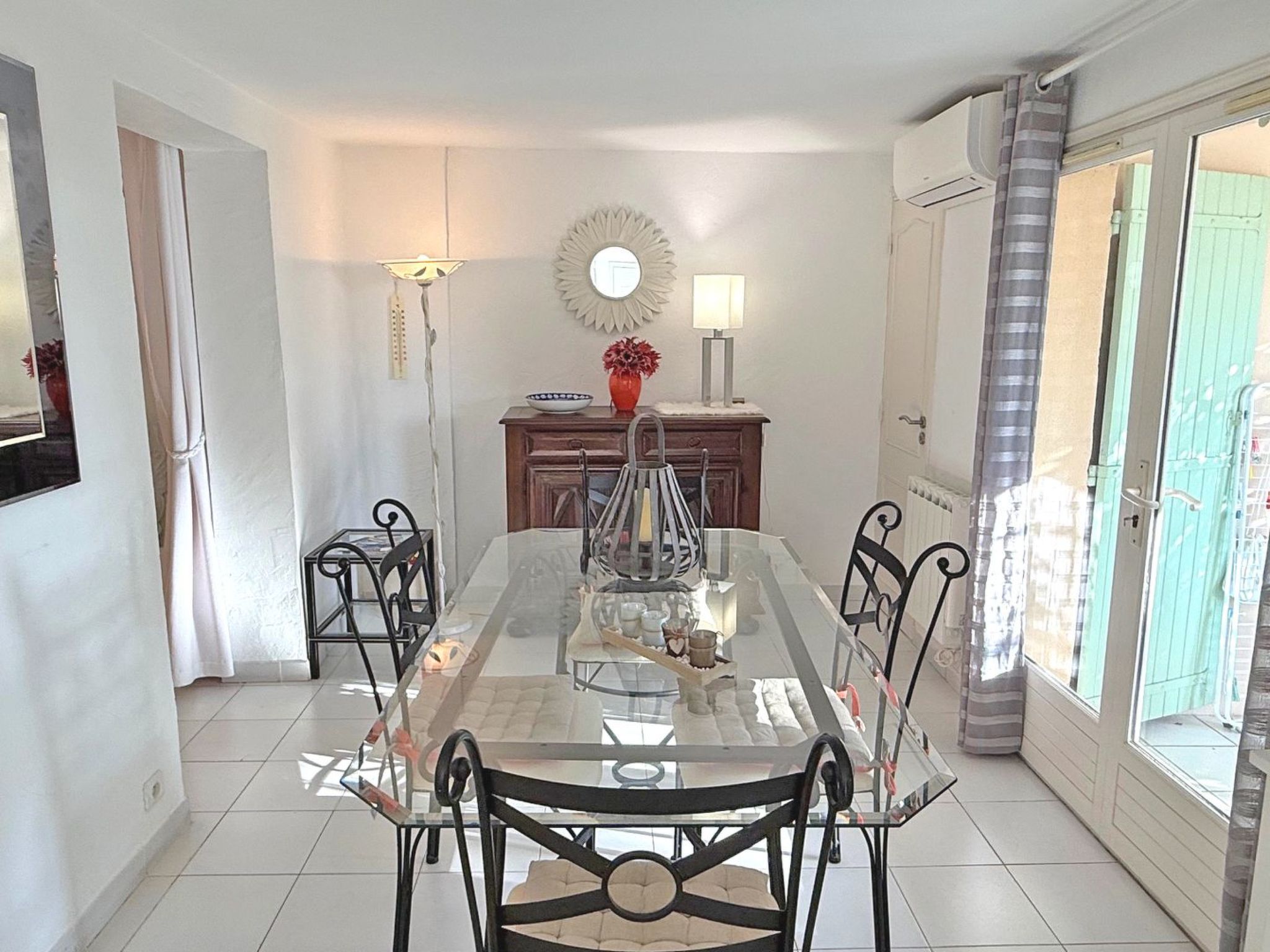 Photo of Appt - 2/4pers - Vue Mer - Clim - Ste Maxime