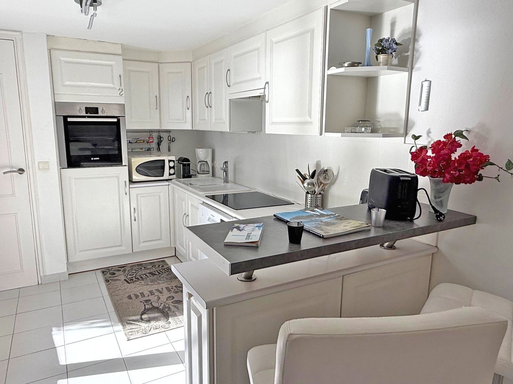 Photo of Appt - 2/4pers - Vue Mer - Clim - Ste Maxime