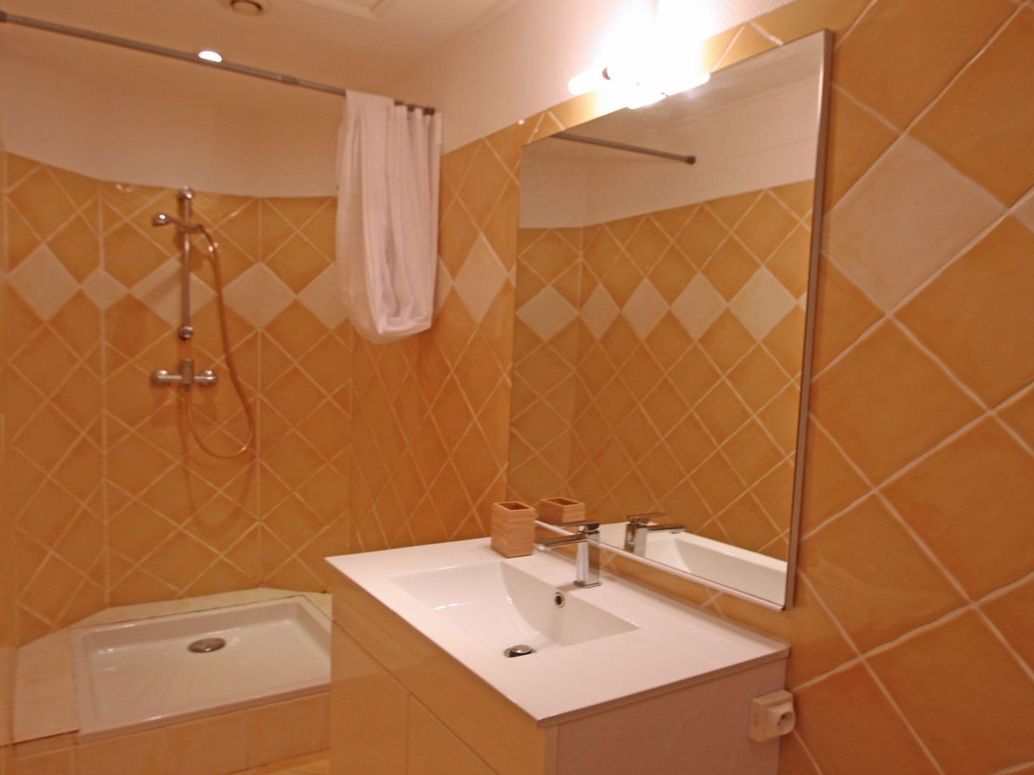 Photo of Appt T4 6 Pers - Climatisation - Wifi