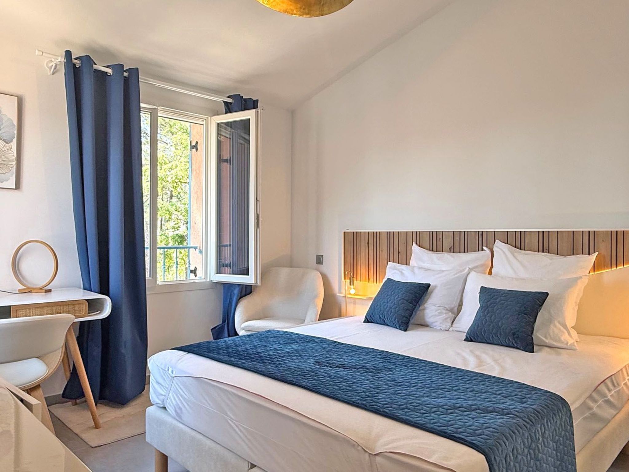 Photo of Maison 10 Pers - Piscine privée - Climatisation