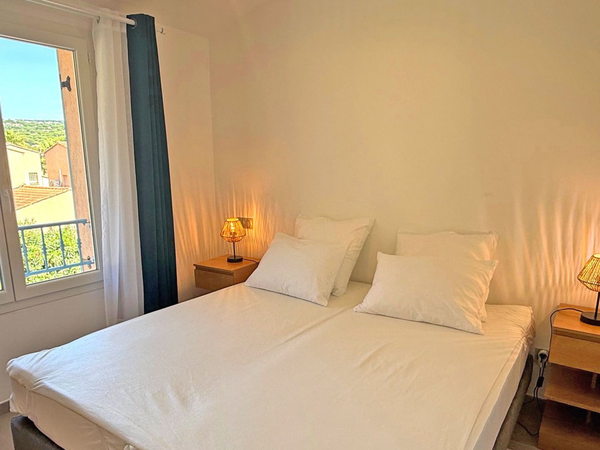 Photo of Maison 10 Pers - Piscine privée - Climatisation