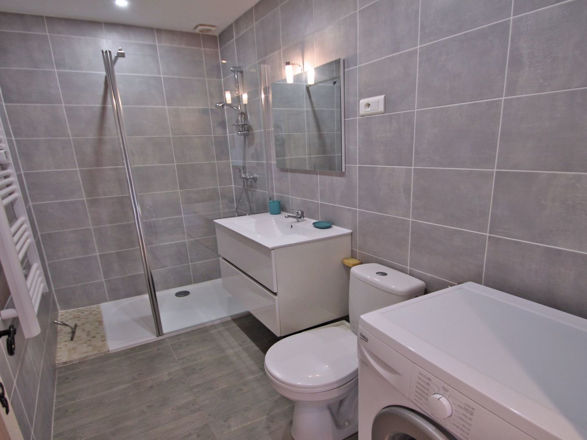 Photo of Appt T4 - 6 pers - Vue Mer - Piscine Résidence