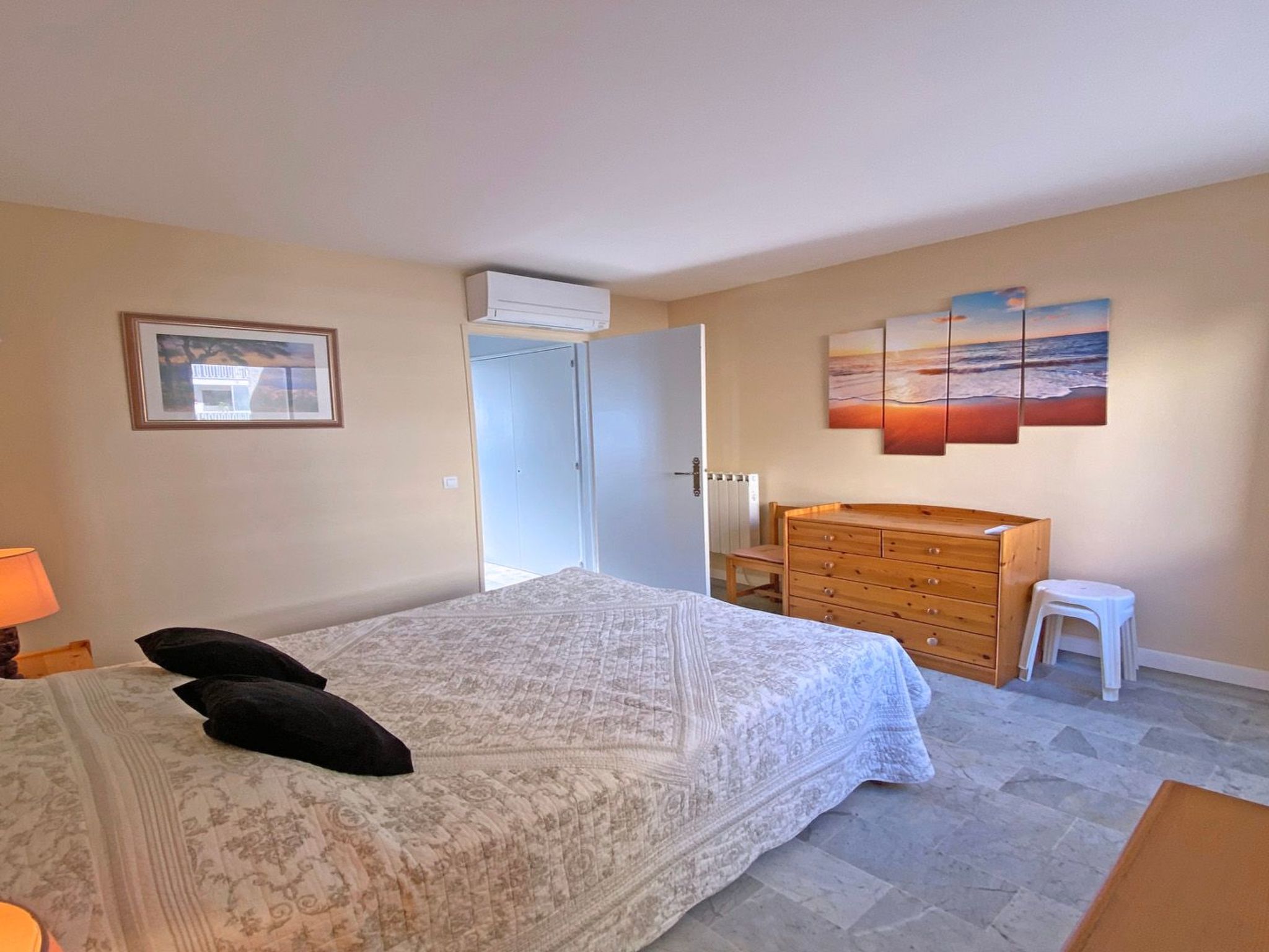 Photo of T2 mit Klimaanlage in Strandnähe in Ste Maxime