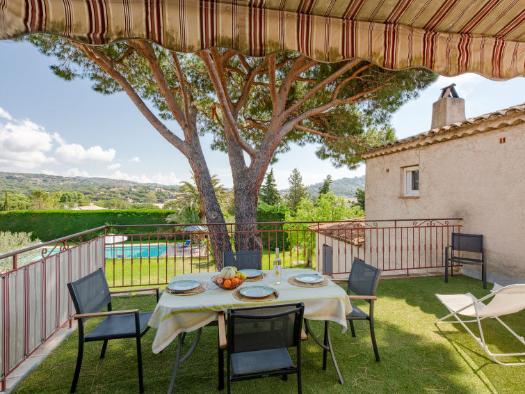 Search and Stay destination Sainte-Maxime, Provence-Alpes-Côte d'Azur - France from AU$ 145. Gobino