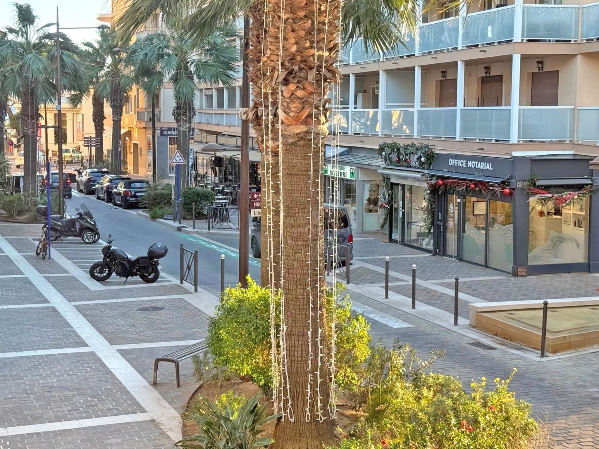 Photo of Wohnung T3 - 5 pers - Klimaanlage - Zentrum