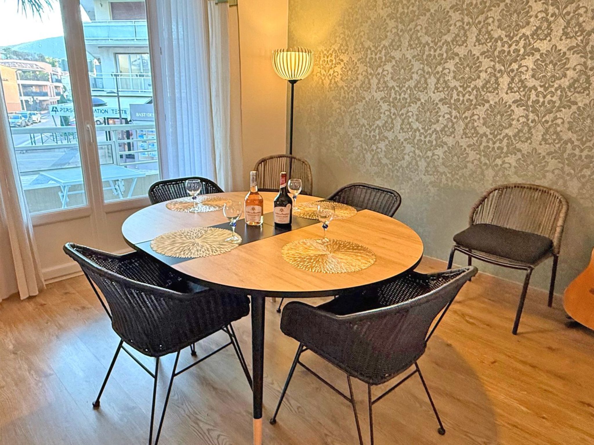 Photo of Wohnung T3 - 5 pers - Klimaanlage - Zentrum