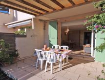 Mas provençal - 4-6 Personen - Strand zu Fuß erreichbar