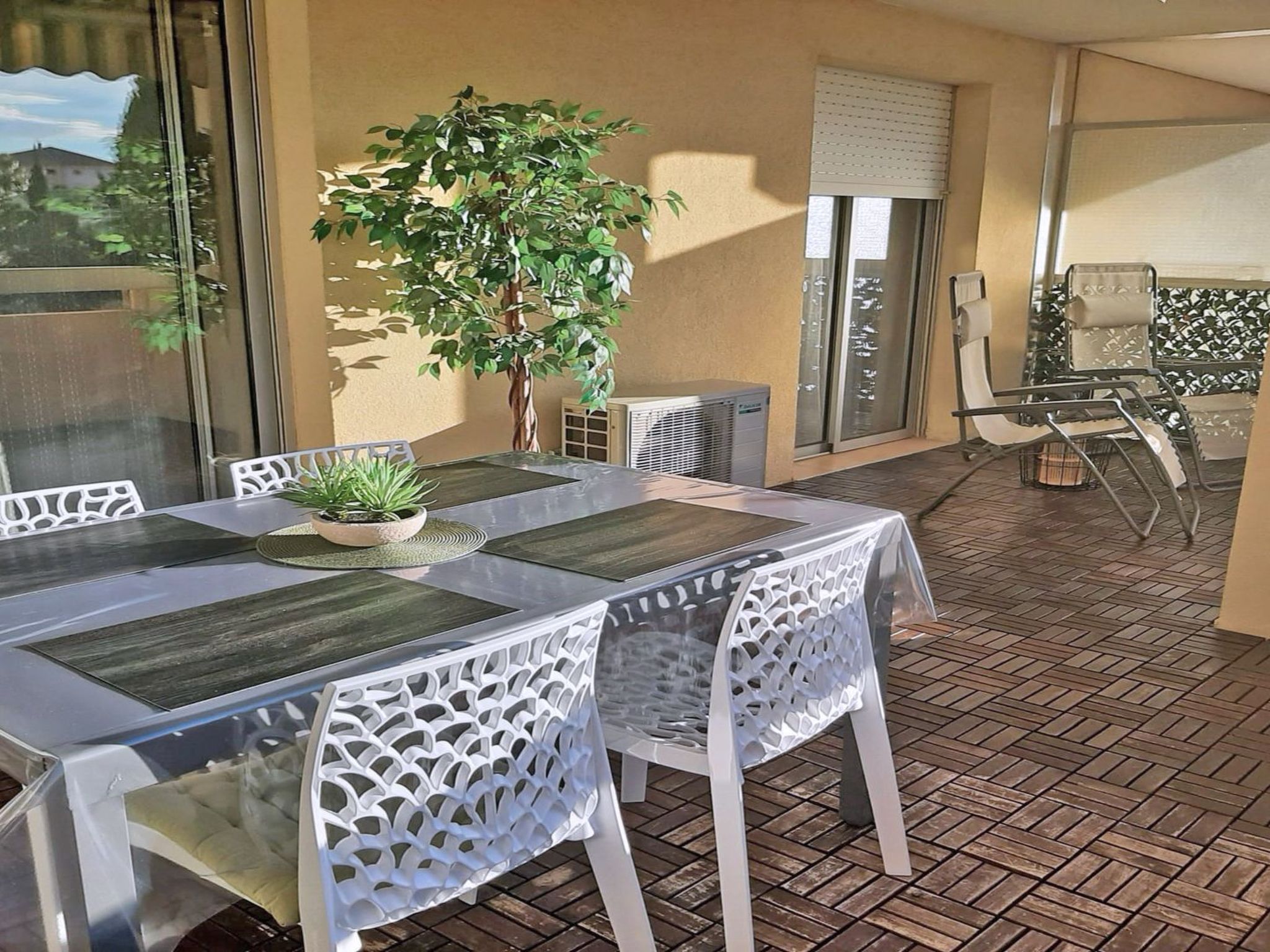 Photo of Wohnung T2 - 4 pers - Klimaanlage - WiFi