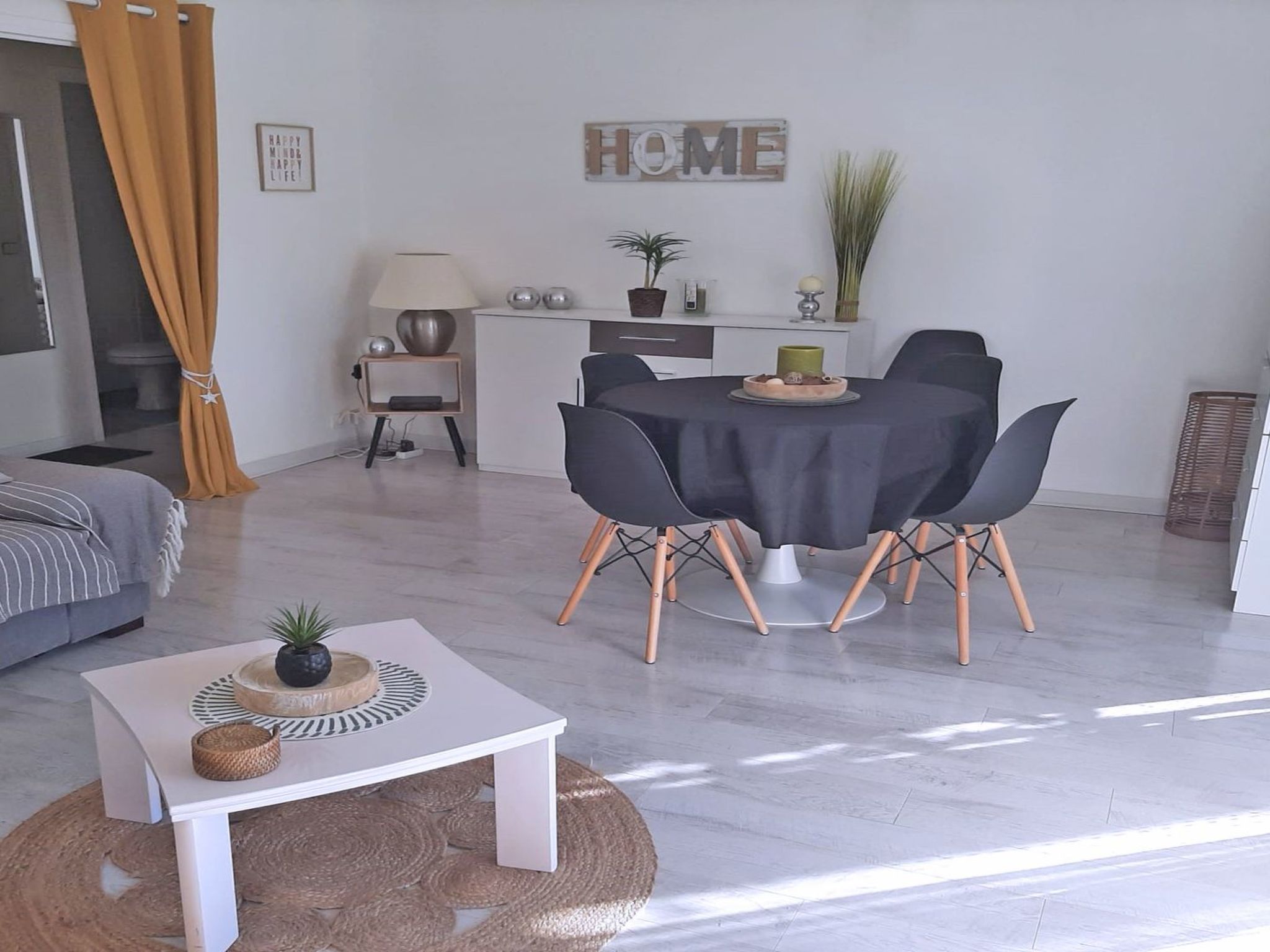 Photo of Wohnung T2 - 4 pers - Klimaanlage - WiFi