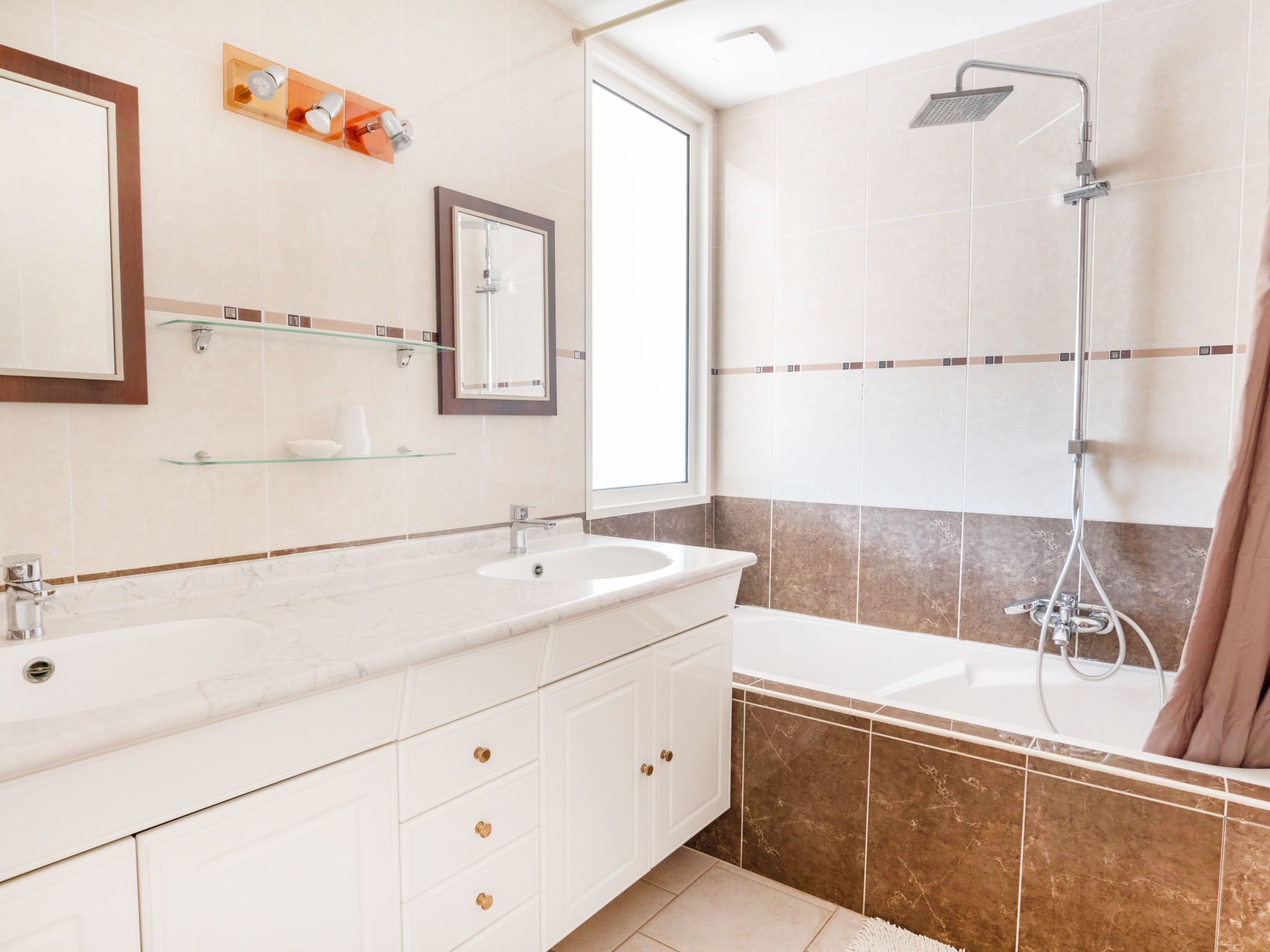 "Villa Cypangha"-Dedans