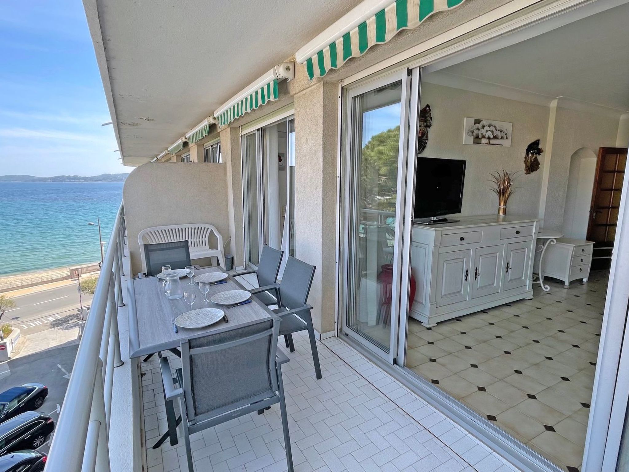 Photo of mit Blick auf das Wasser