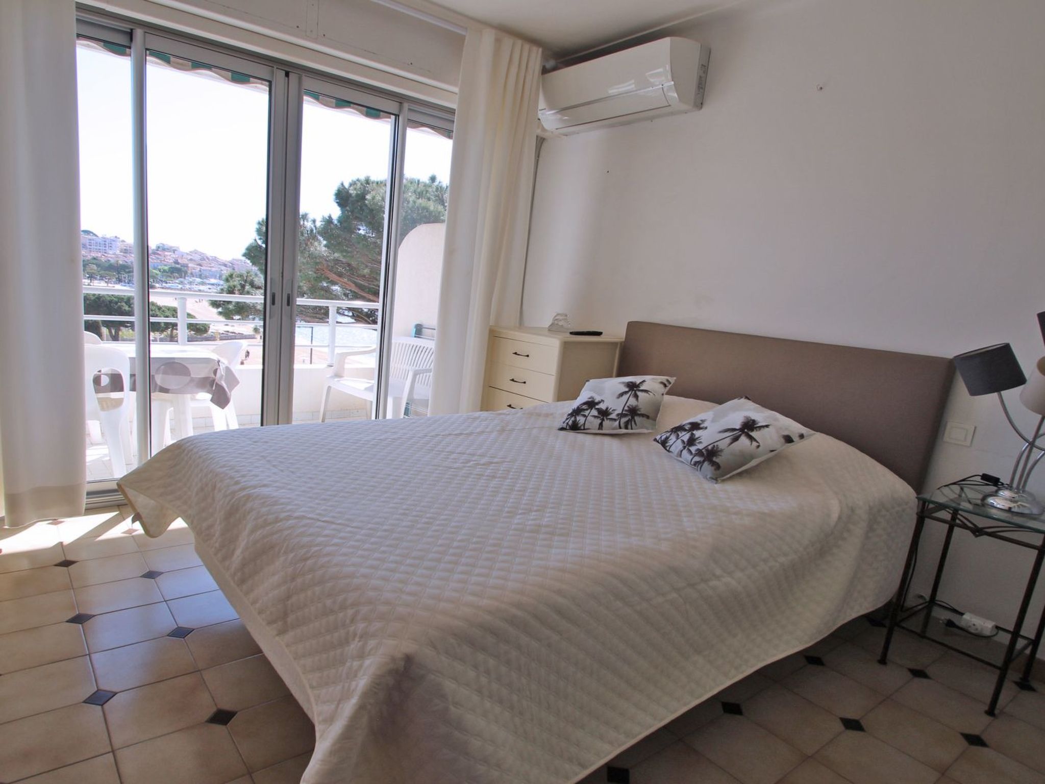 Photo of mit Blick auf das Wasser