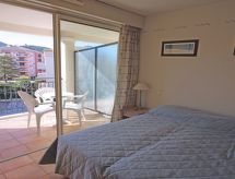 Luxe 3-slaapkamer appartement met zwembad in Sainte Maxime, vlakbij strand - thumbnail 2