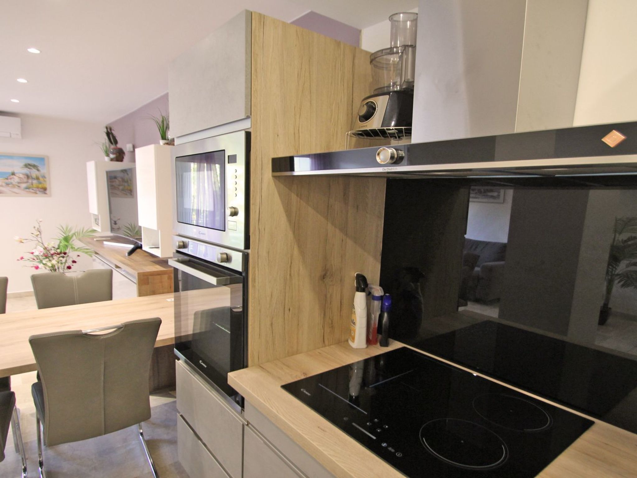 Photo of Wohnung T3 - 5 Personen - Klimatisierung - Wifi - Stadtzentrum