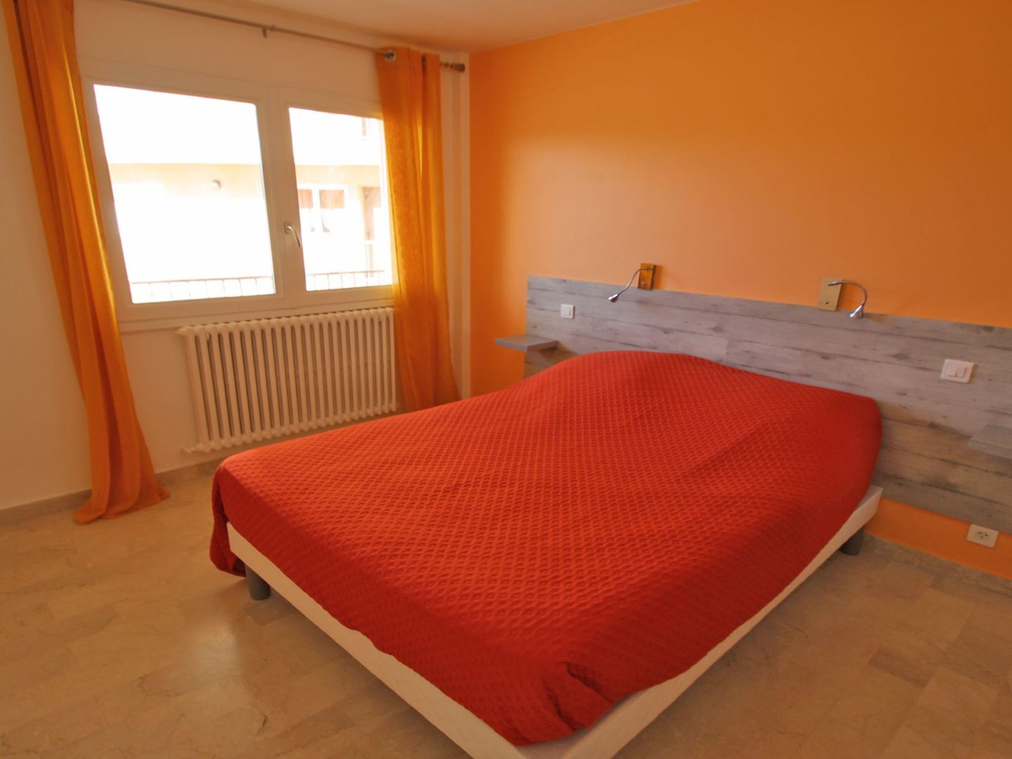 Photo of Wohnung T3 - 5 Personen - Klimatisierung - Wifi - Stadtzentrum