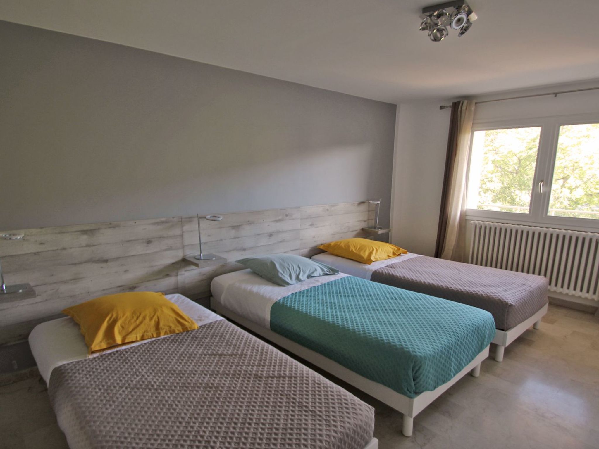 Photo of Wohnung T3 - 5 Personen - Klimatisierung - Wifi - Stadtzentrum