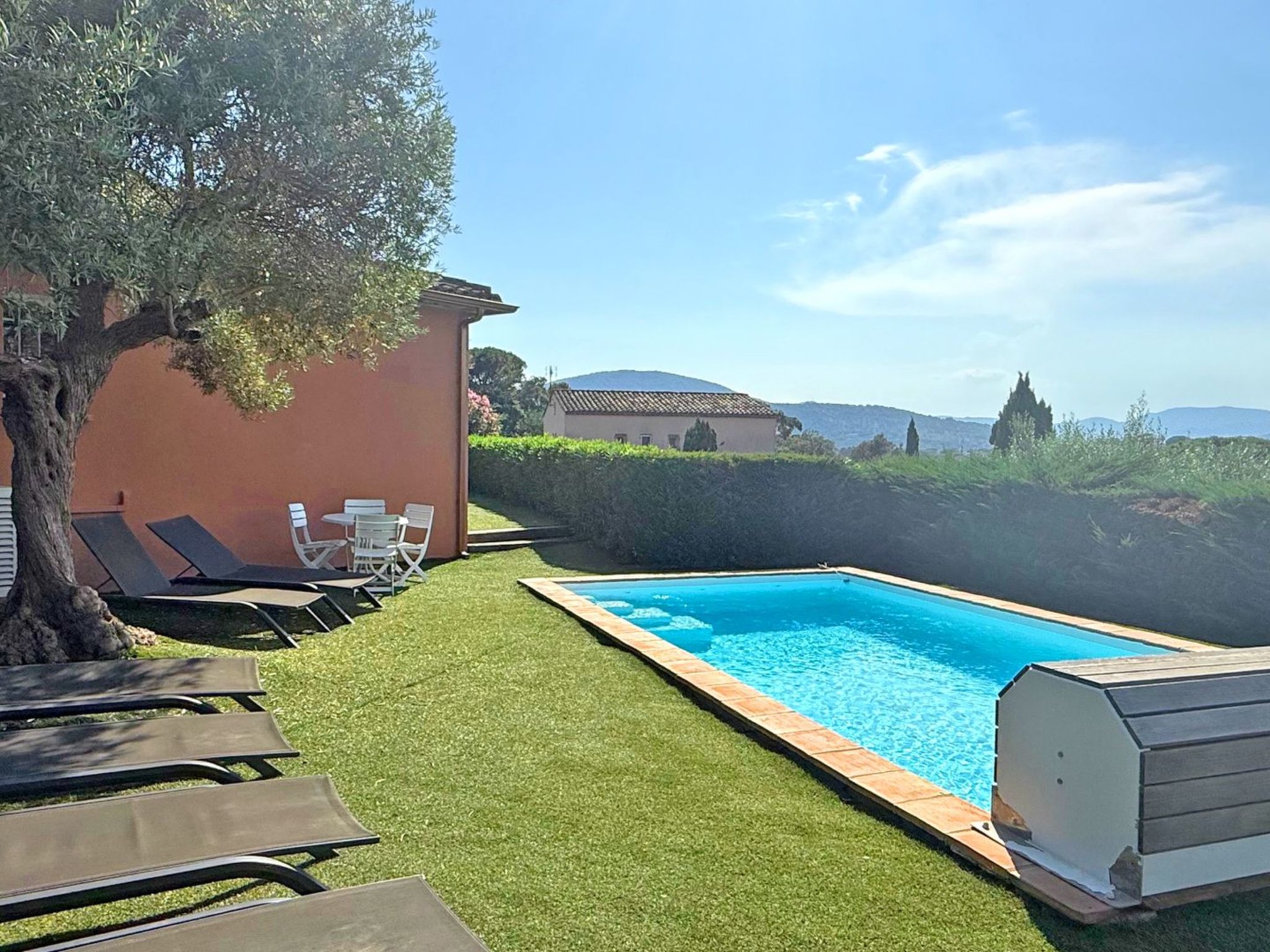 Photo of Villa Beauchene - Privates Schwimmbad - Klimaanlage