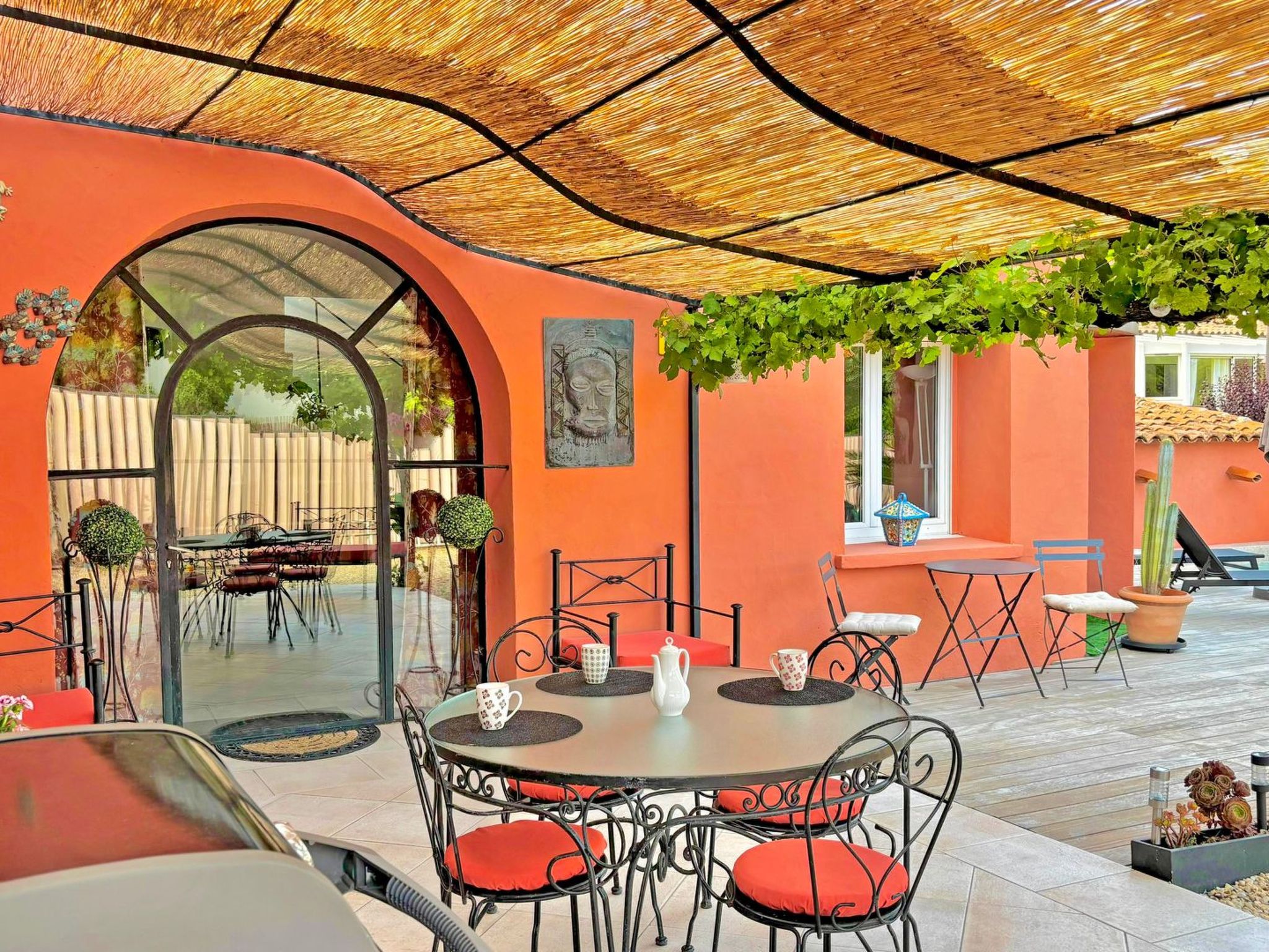 Photo of Haus 5 pers - Swimmingpool- Klimaanlage- WiFi