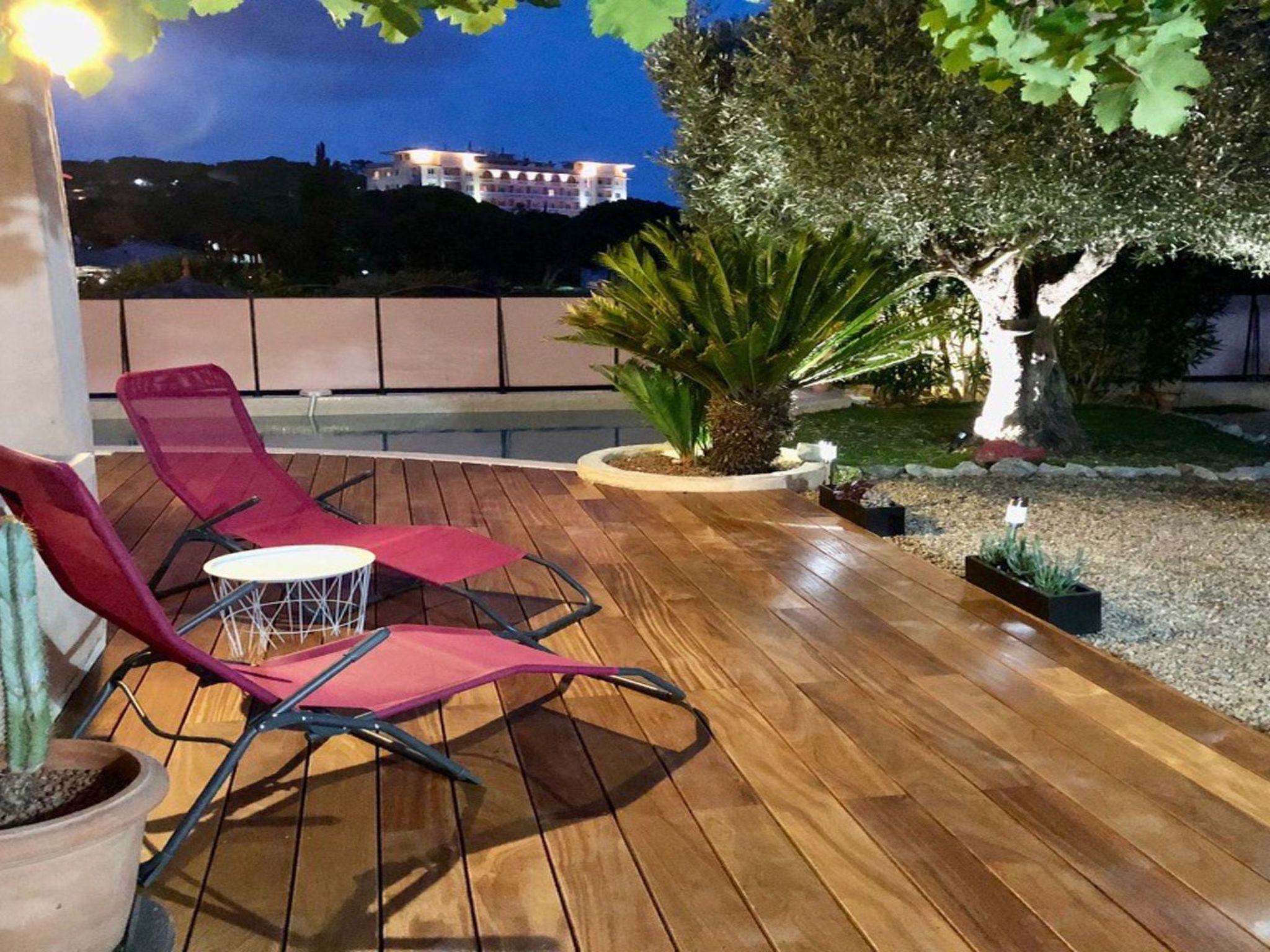 Photo of Haus 5 pers - Swimmingpool- Klimaanlage- WiFi