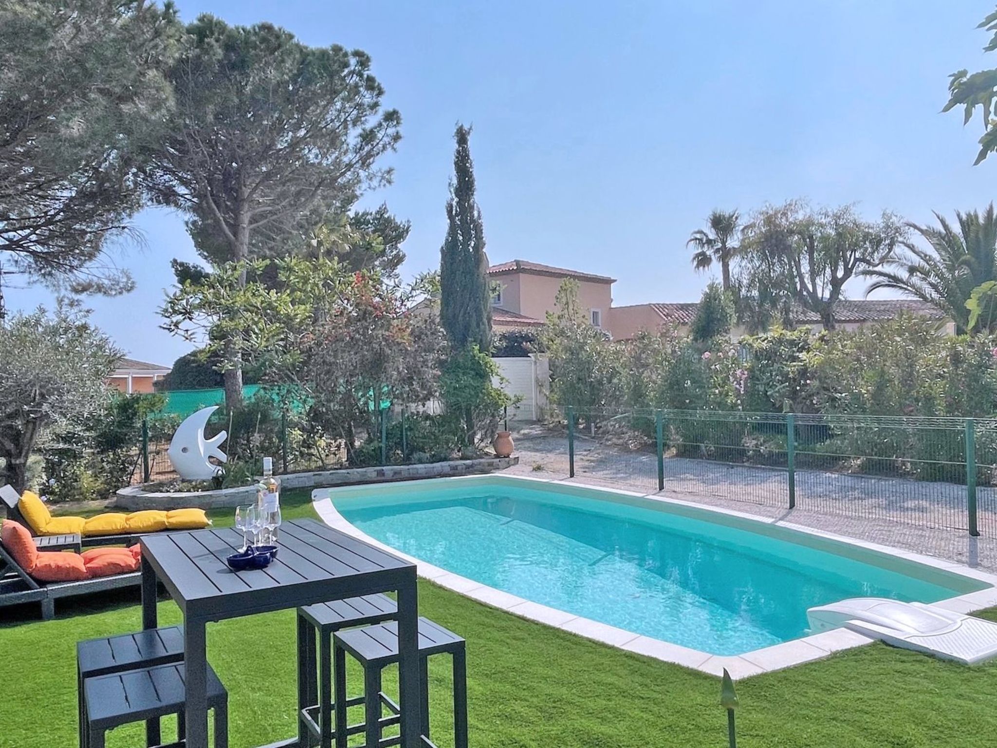 Photo of Mazets du soleil 6 Pers - Privates Schwimmbad - WiFi