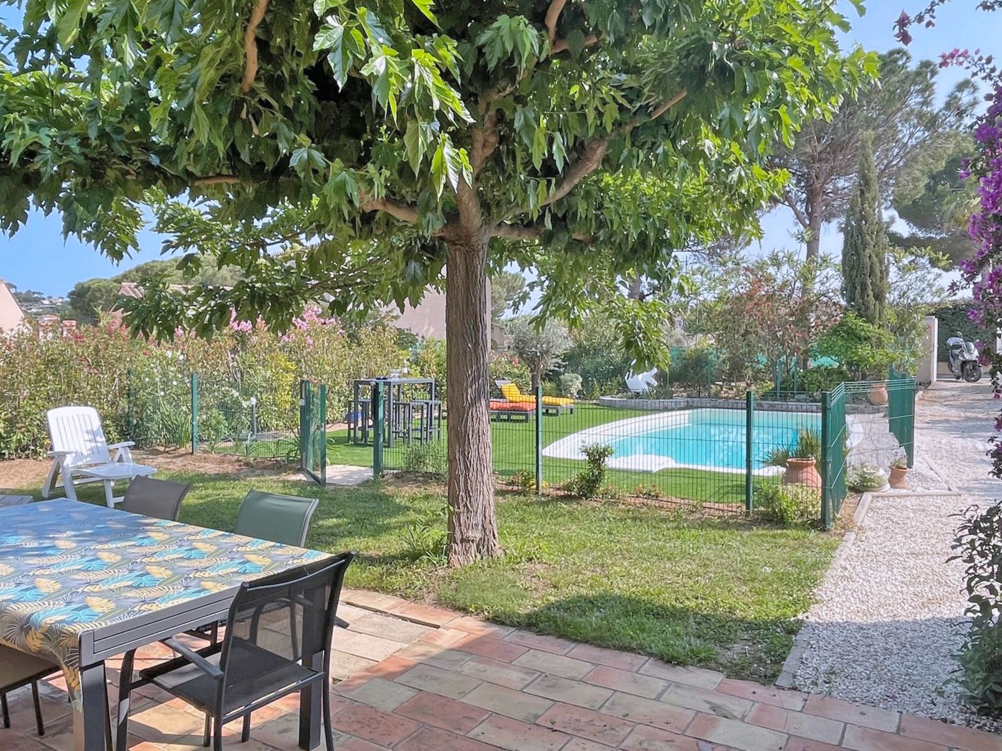 Photo of Mazets du soleil 6 Pers - Privates Schwimmbad - WiFi