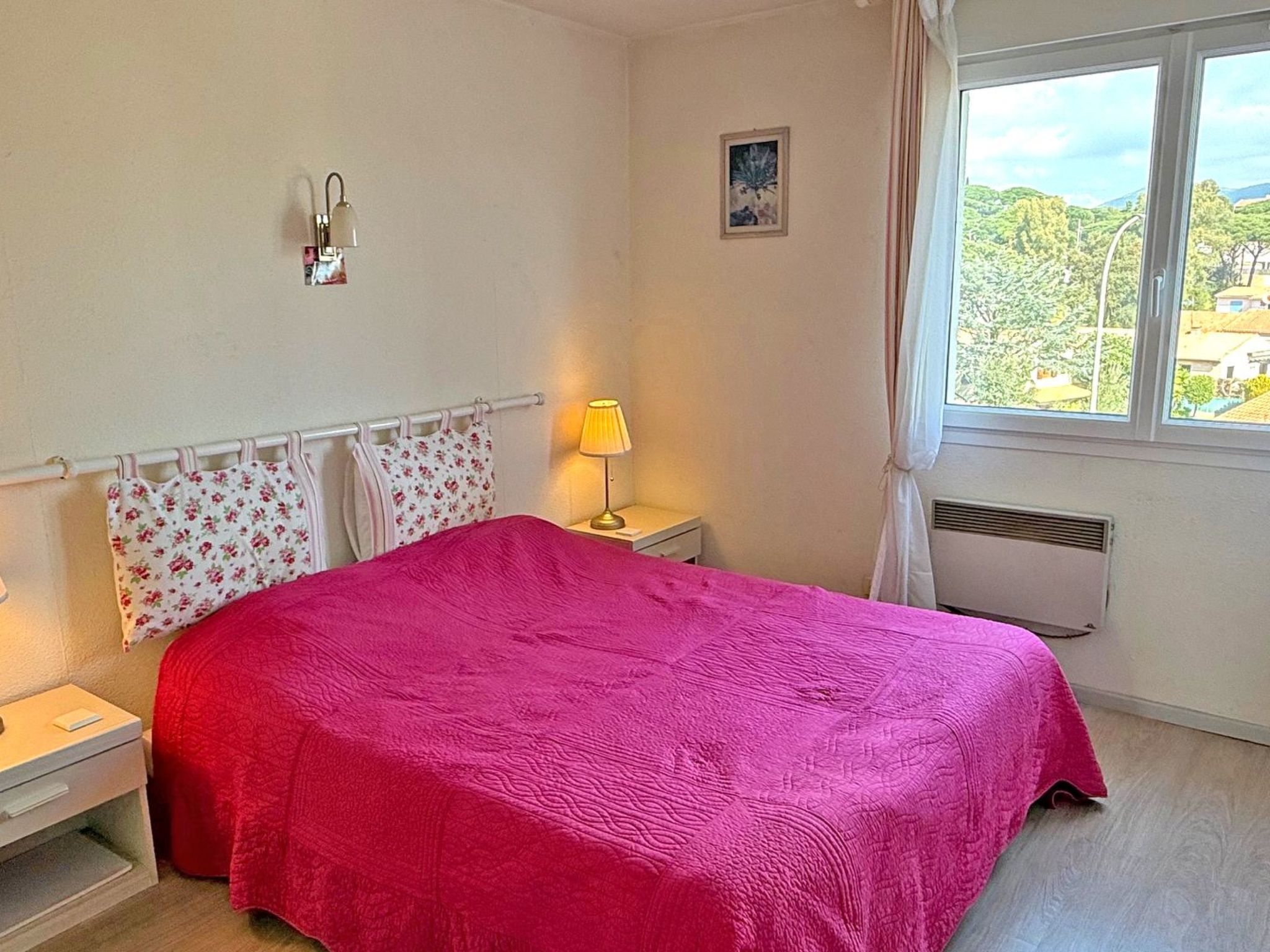 Photo of Appt T3 - Schwimmbad Residenz - clim - Sainte Maxime