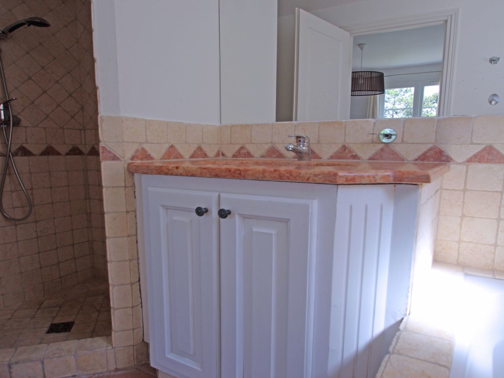 Photo of Villa T4 - 6 Personen - Privates Schwimmbad - WiFi - Klimaanlage - Sainte Maxim