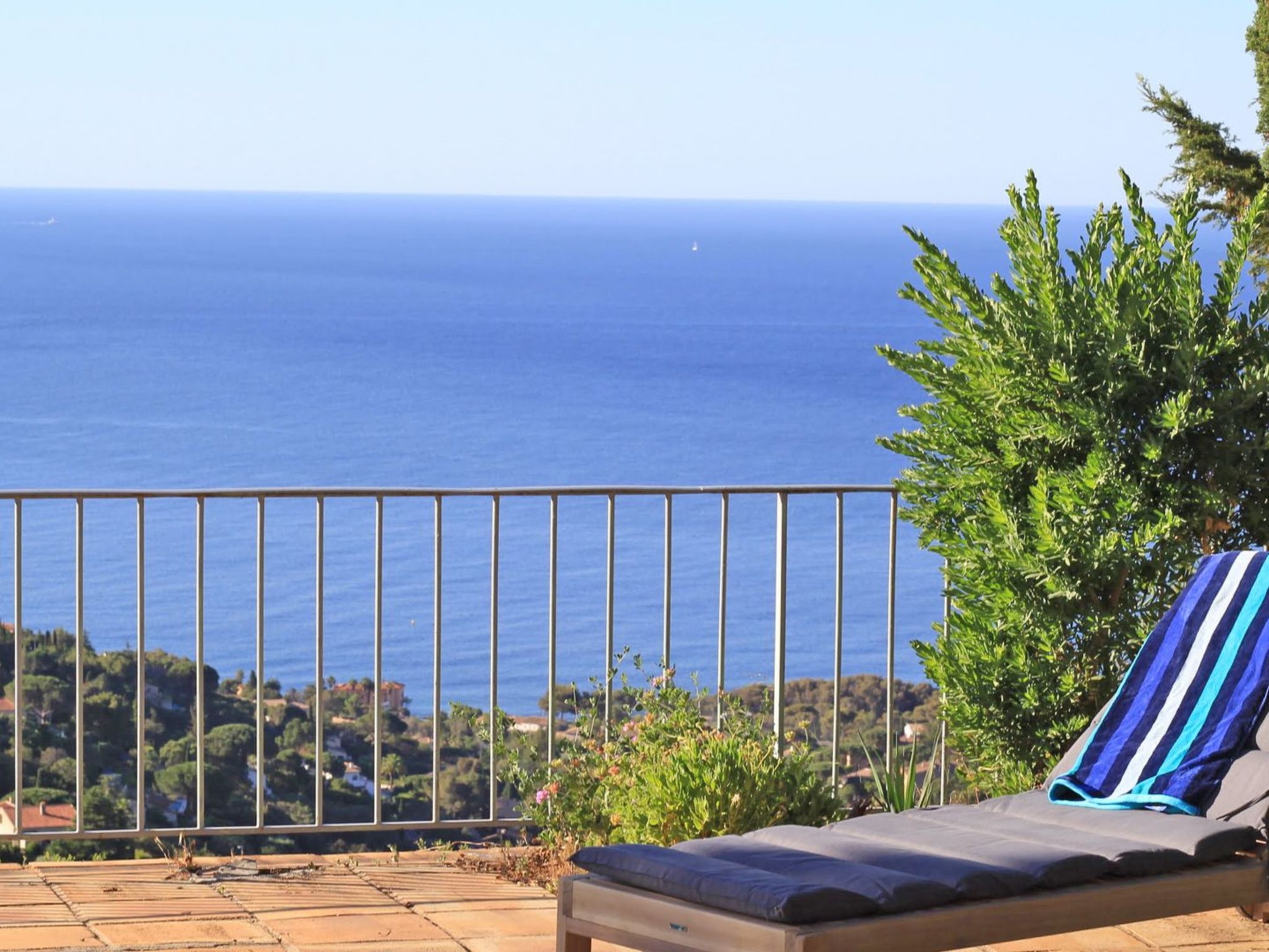 Photo of Villa T6 - 8 Personen - Privates Schwimmbad - Meerblick - Klimaanlage - Wifi -