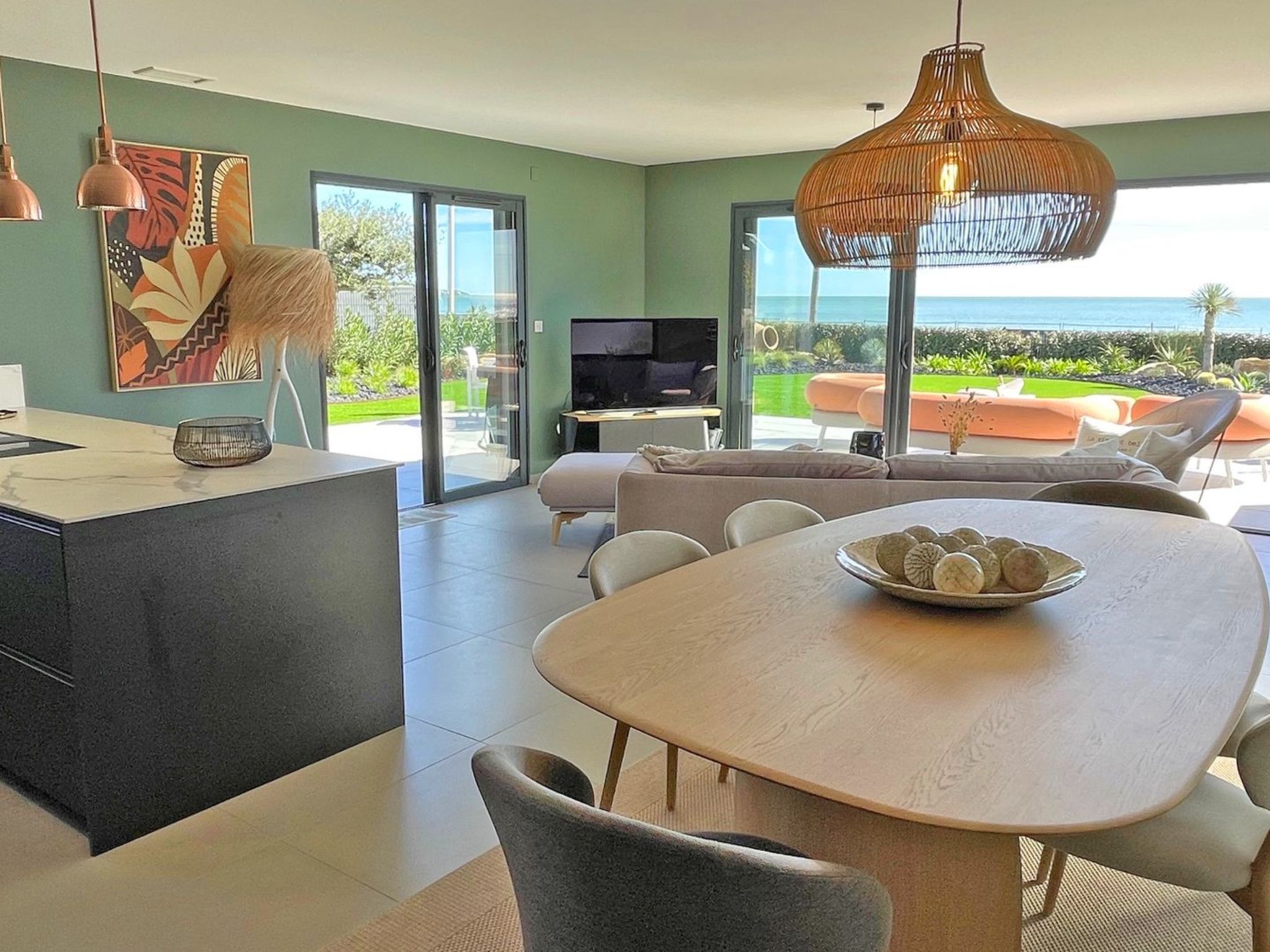 Photo of Wohnung T4 - 6 Personen - Meerblick - Klimaanlage - Wifi - Direkt am Strand - S