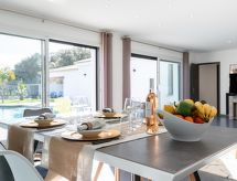 Holiday home Cedelen