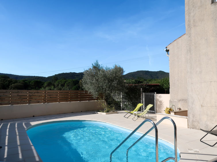 Search and Stay destination Le Plan-de-la-Tour, Provence-Alpes-Côte d'Azur - France from AU$ 182. Lou Mazet