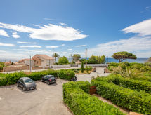 Studio aan de Côte d'Azur met uitzicht, op 350m van het strand van Les Issambres - thumbnail 4