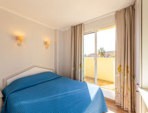 Appartement aan zee in Les Issambres met zwembad en airco - thumbnail 5
