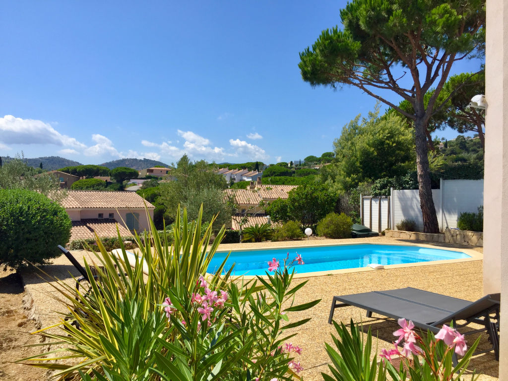 Vakantiehuis Le Mas d'Esquières 7 in Frankrijk
