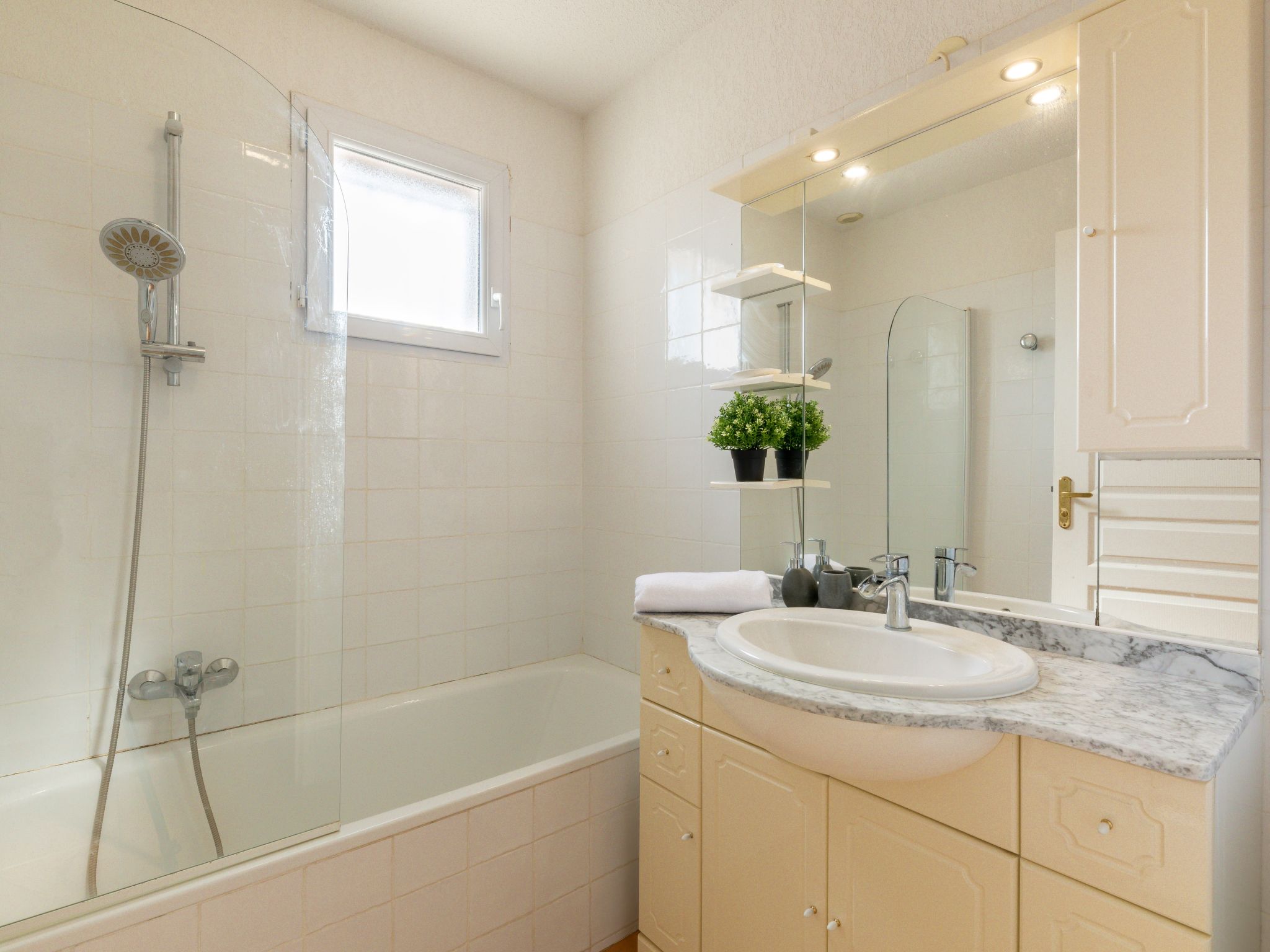 Photo of Le Mas d'Esquières 7