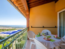 Zonnig appartement op heuveltop met zwembad nabij strand Les Issambres - thumbnail 1