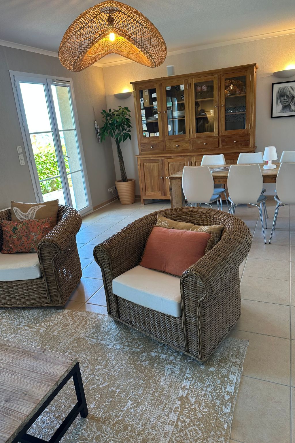 Photo of mit Garten, Grill und Terrasse